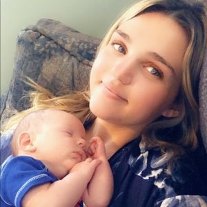 Meet your Posher, Sabrina